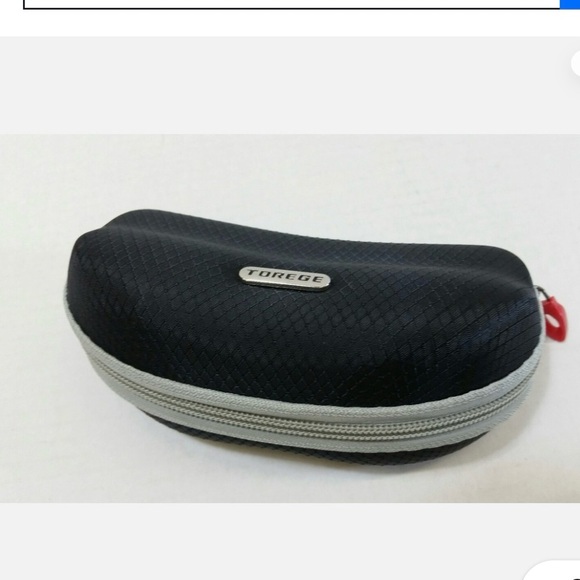 TOREGE Black sunglasses Case hard case with hook for backpack new - Picture 1 of 5